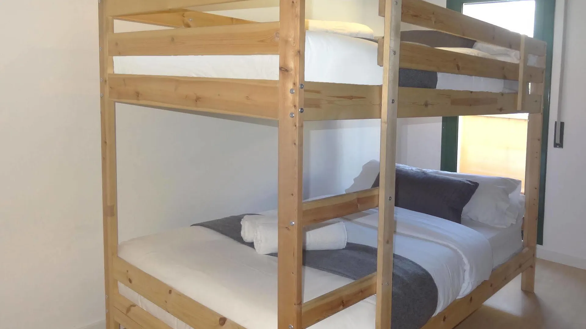 Plaza Catalunya City Center Apartments Barcelona